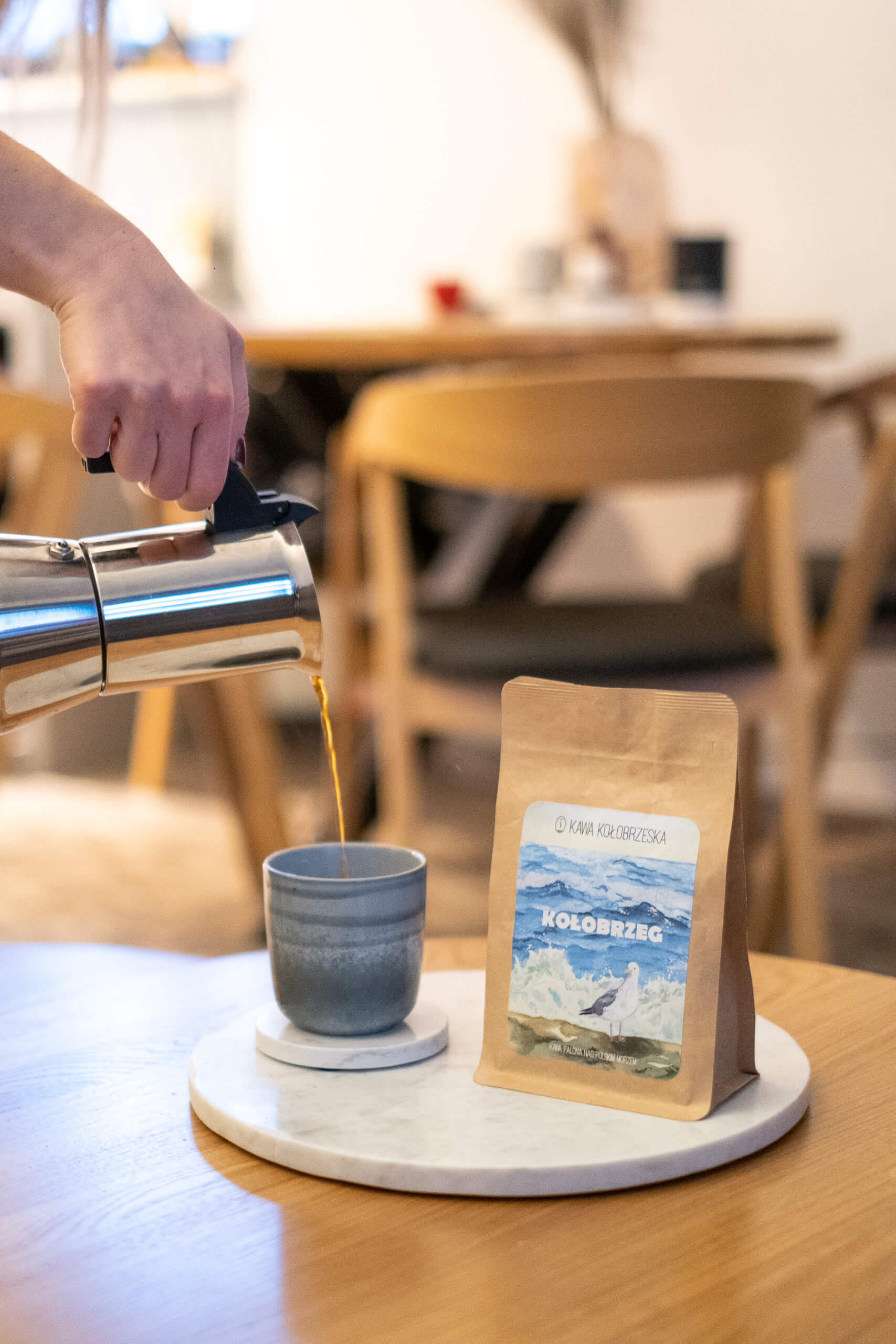 Oto kompleksowy przewodnik, jak parzyć kawę w kawiarce