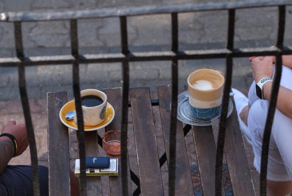 Jak wybrać dobrą kawę? Na co zwrócić uwagę? Artykuł ekspercki