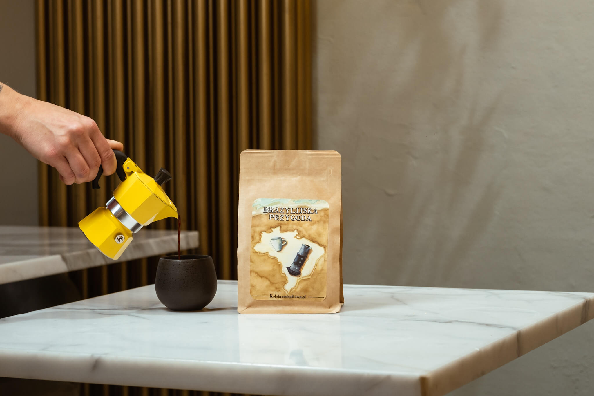 Najlepsza metoda parzenia kawy w domu to kawiarka.