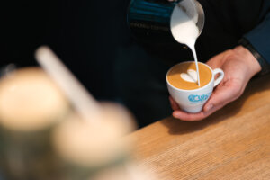 jest serce latte art