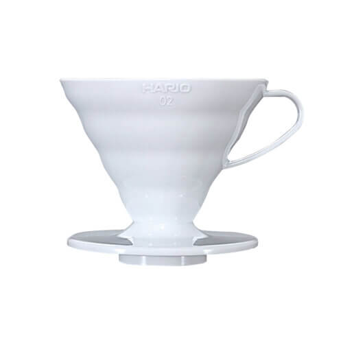 Biały plastikowy dripper do kawy | Hario V60-02