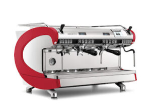 AureliaWave 2grAlti Rosso 34Fronteb copia Nuova Simonelli Aurelia Wave T3 2 gr - Ekspres do kawy