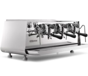 VA EagleOne shinychrome 34front2 scaled e1688928858293 Victoria Arduino Eagle One 3 gr - Ekspres do kawy