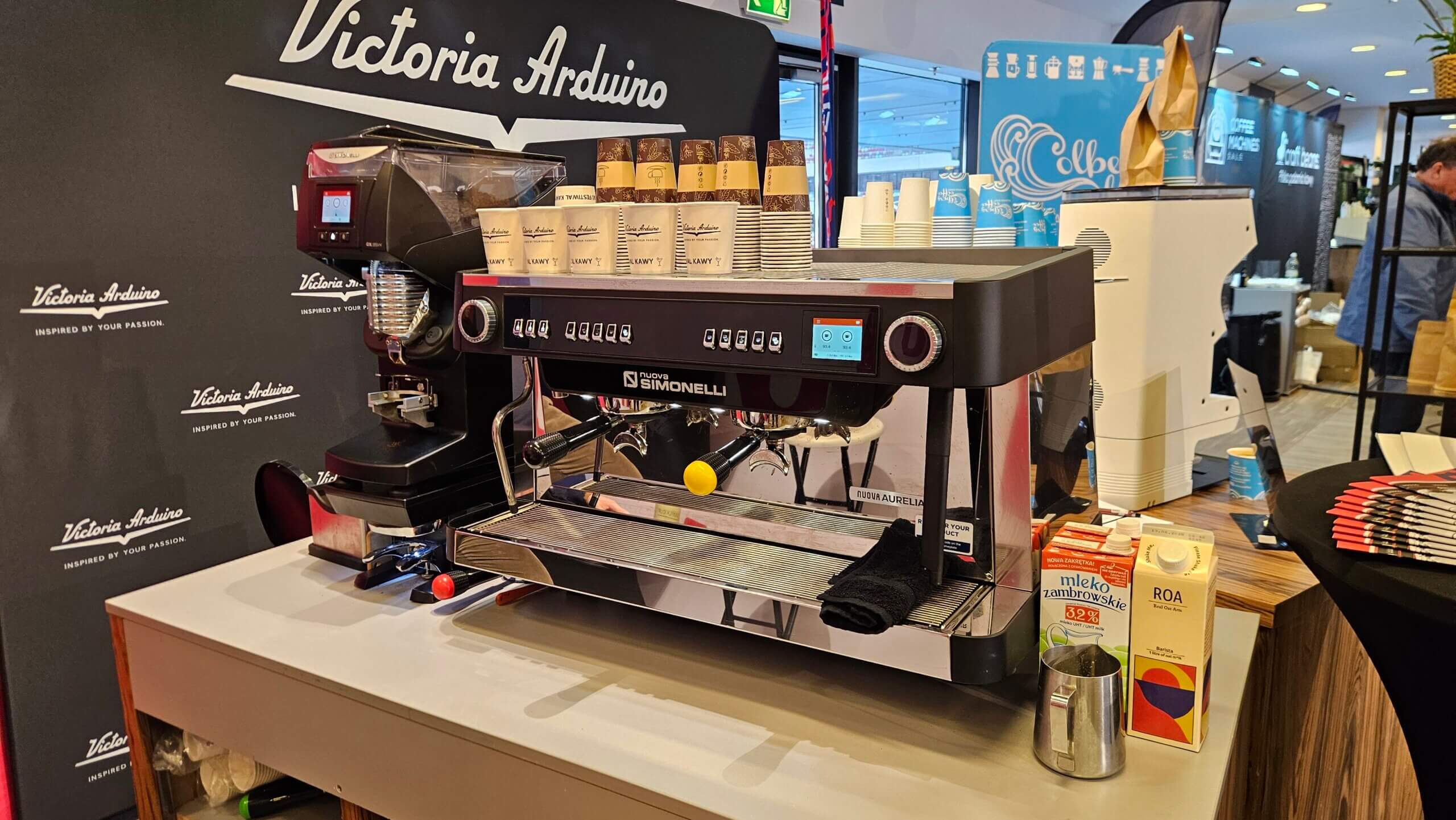 Podczas Warsaw Coffee Festival 2025 odbyła się polska premiera ekspresu Nuova Aurelia