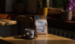 Kawa bezkofeinowa ziarnista – idealna do domu Dla tych, którzy nie chcą rezygnować z kawy – o żadnej porze dnia i nocy Zmieniają się potrzeby konsumentów – coraz więcej osób szuka rozwiązań,