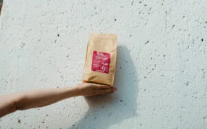 How many cups of coffee do you get from 1 kg of beans?