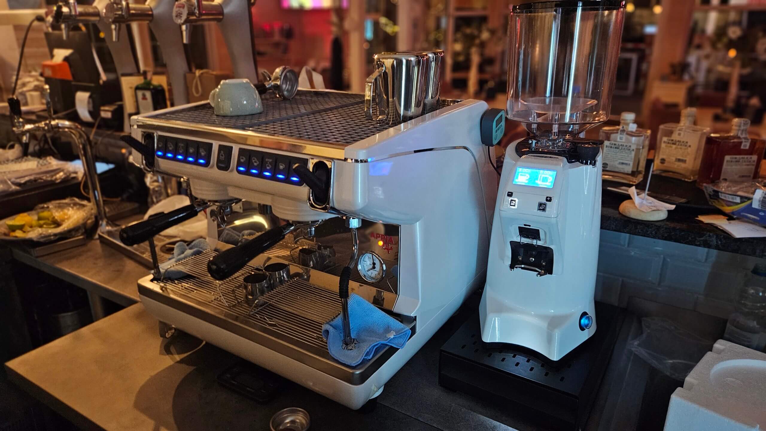 NUOVA SIMONELLI APPIA LIFE COMPACT ekspres do kawy NUOVA SIMONELLI APPIA LIFE COMPACT