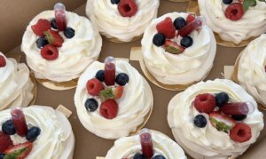 Marta Kuchciwrozka Kawa w cukierni - jak połączyć słodką ofertę z dobrą kawą bez inwestowania w baristę