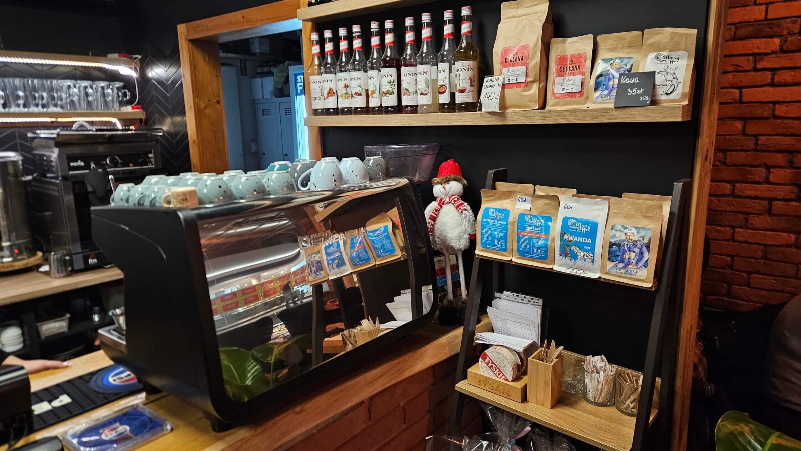 Nuova Simonelli Appia Life XT scaled Ekspresy Nuova Simonelli - dlaczego ta marka jest standardem w profesjonalnej gastronomii