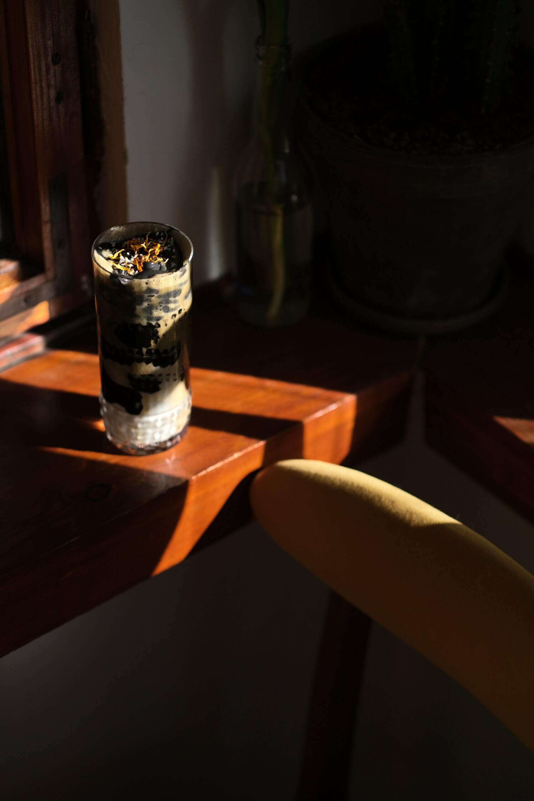black sezam hijicha