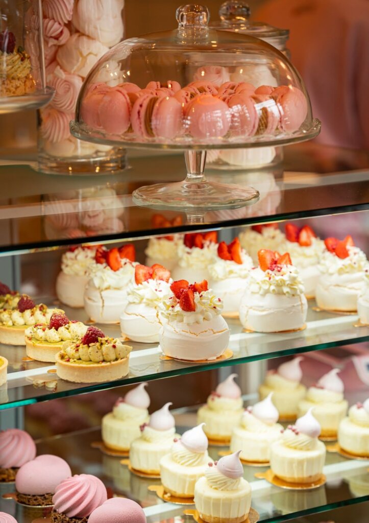 Macarons, strawberry meringues and pistachio tartlets at Ma Ma Cafe